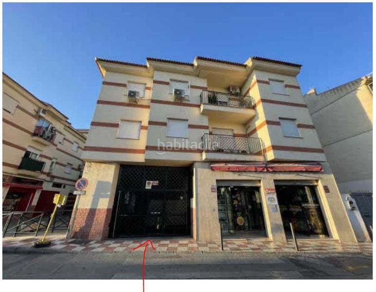 Foto e15f6b36-3ae2-4bae-8b60-adad930846f4. Aparcament cotxe a Cúllar Vega