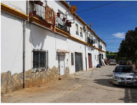 Foto c9137899-382e-4906-9eb1-d398a0a5525e. Local comercial a Alcaucín