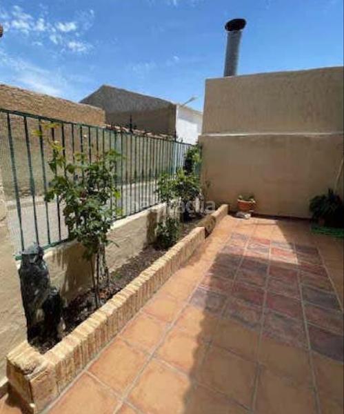 Foto c166a86b-0dc2-44e4-bd3d-a7c212ee8c67. Casa in Pozohondo