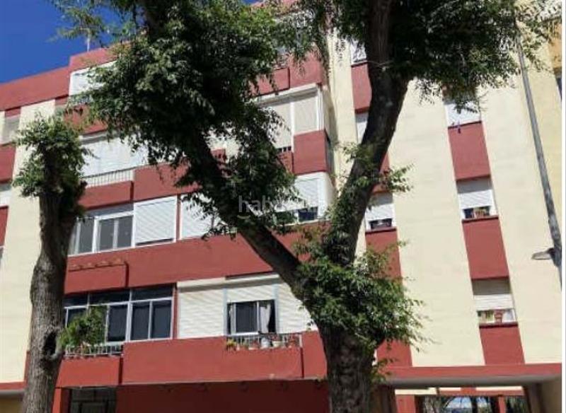 Foto fa643343-6bfc-40d4-993f-47e7abd33f2d. Piso en astilleros - la paz - loreto - el corte inglés Cádiz