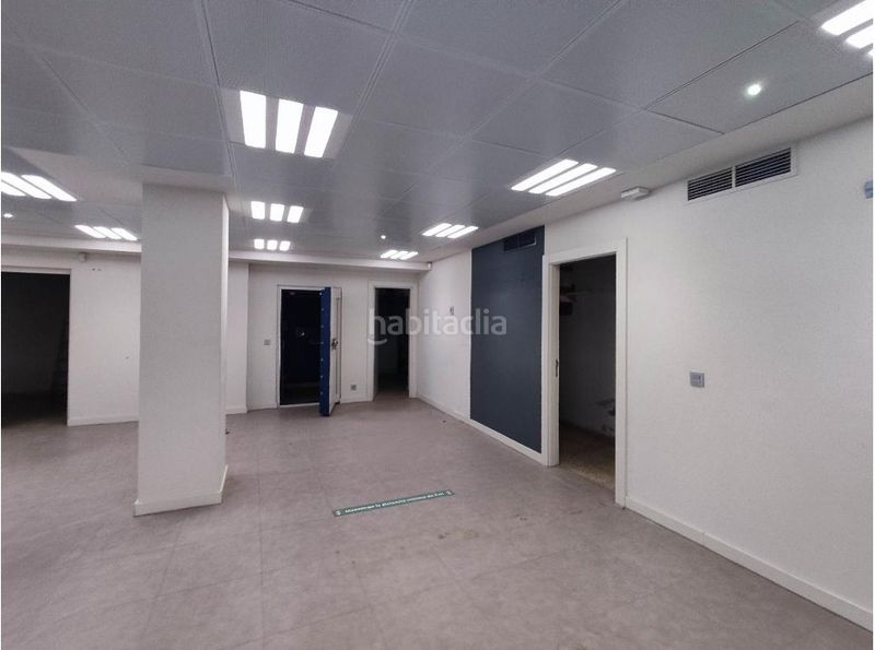 Foto f10a8ea1-88e1-4bb7-a6aa-d17b0e4b33cb. Local comercial a General Dávila Santander