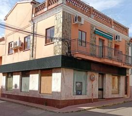 Local commercial à Madroñera