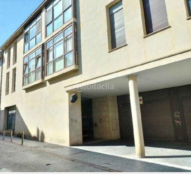 Foto b00bc420-4cd4-4a07-b01c-696f8083ef52. Aparcament cotxe a Centro Soria