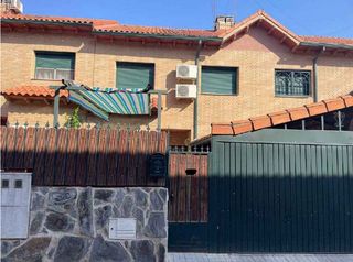 Maison à Numancia de la Sagra