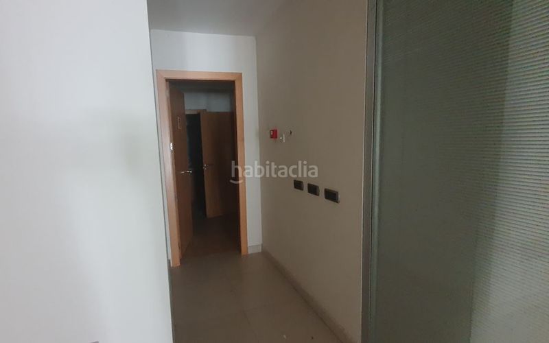 Foto 9953929e-c785-46e4-b9db-795d9cb62129. Local comercial a Centro-El Castillo Sagunt