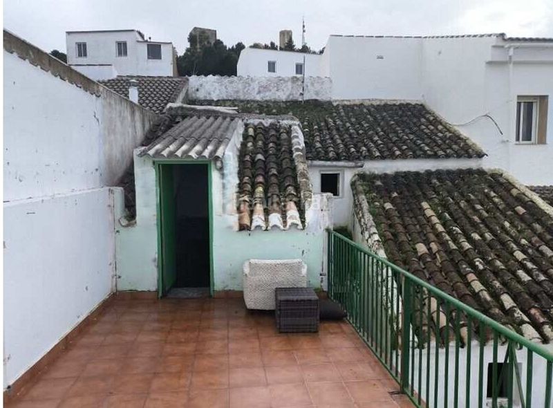 Foto 53132e4e-d4ff-4bee-a1af-7885384f5a05. Casa amb terrassa a Teba