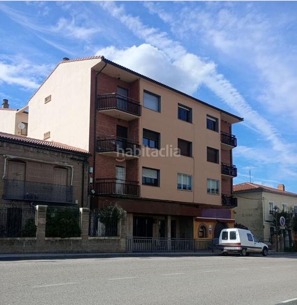 Foto 5a724080-8985-4150-97c4-952ab23462f5. Pis amb terrassa a Medinaceli