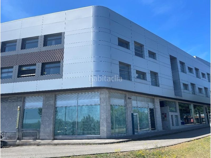 Foto f885f68a-b34e-4834-a8de-fd3034abaf93. Local comercial a Llanera