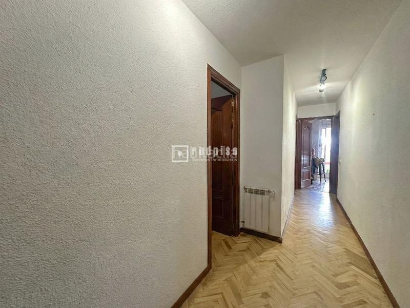 Foto 5538c4ac-f187-4c8c-932d-0884f1fdf204. Etagenwohnung mit heizung in Vista Alegre Madrid