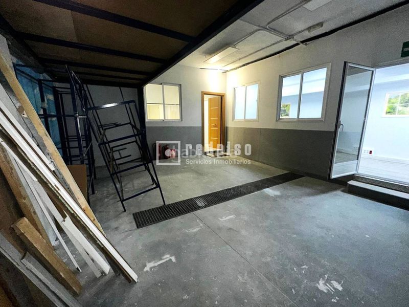 Foto 67b1c712-49cb-42ed-b52b-cca83df2e2ab. Local comercial a Aluche Madrid