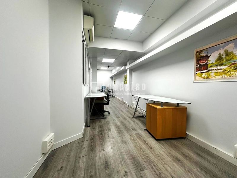 Foto e20a43a6-773a-41be-a383-e8fb2f9c47bf. Local comercial a Aluche Madrid