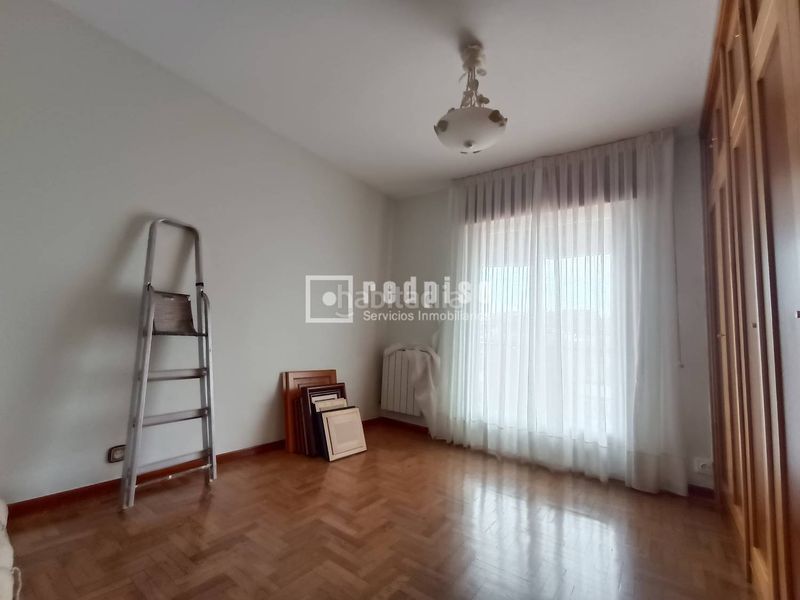 Foto a2f3858b-0df6-4655-9af8-b6218965f619. Piso en Puerta del Ángel Madrid
