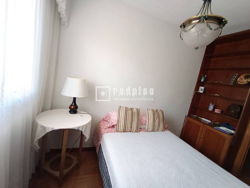 Foto bf2e3ded-ee18-4acc-b15c-3ea7e2c6e7bc. Piso en Puerta del Ángel Madrid