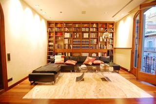 Zweistckige Wohnung in Dreta de lEixample. Espectacular dplex dreta eixample
