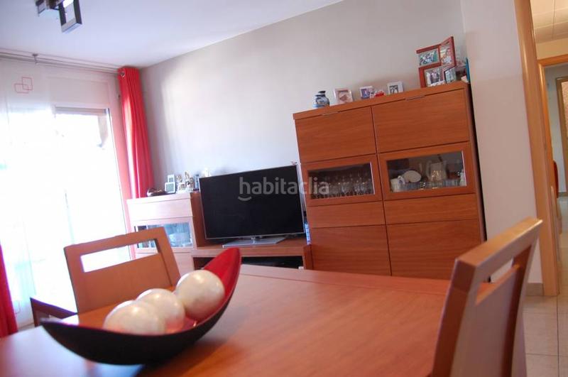 Foto 973ac217-a1e7-4621-a88e-17729fa36128. Piso estupendo piso con terraza 70 m2 en Santa Rosa Santa Coloma de Gramenet