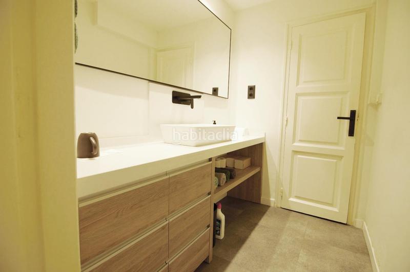 Foto 127cd89b-602a-4d36-acc7-2ec48b645d4b. Alquiler local comercial  en alquiler av. diagonal en Barcelona