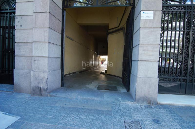 Foto 40de14ec-546e-49e6-8855-b565f3901669. Alquiler local comercial  en alquiler av. diagonal en Barcelona