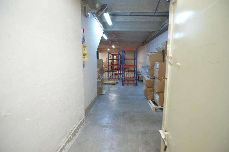 Foto bb5882a2-3132-4156-9036-d5335fd0a433. Alquiler local comercial  en alquiler av. diagonal en Barcelona