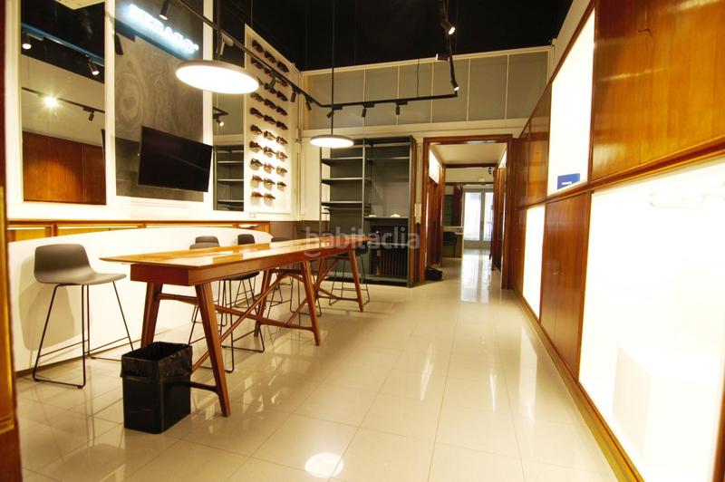 Foto fdc89907-2c90-4413-ae9f-2c34a35a5be6. Alquiler local comercial  en alquiler av. diagonal en Barcelona