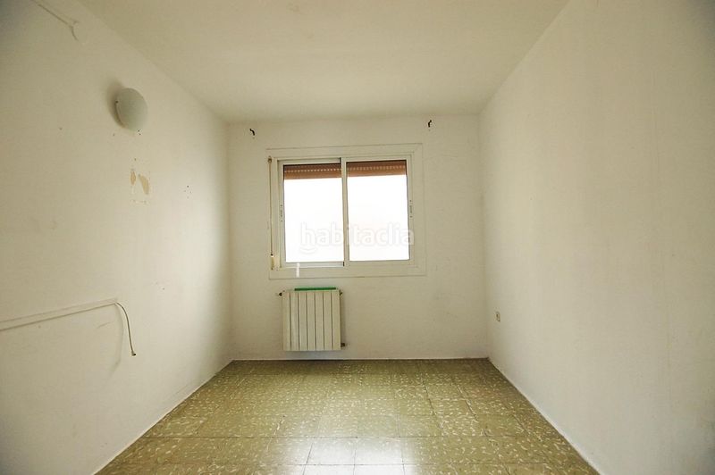 Foto 35dbecf9-14a5-46c6-be26-38558074593c. Àtic amb calefacció a Riu Sud Santa Coloma de Gramenet