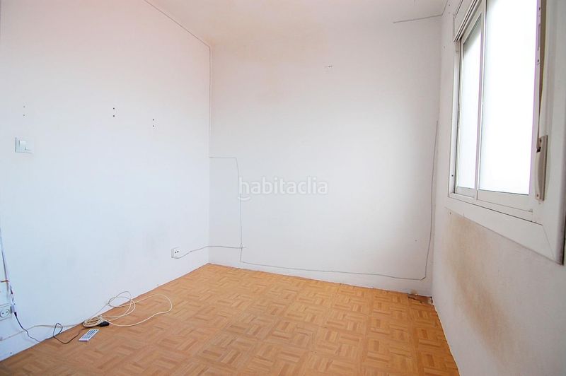 Foto 589fe1ca-5976-49fe-a1d2-f358ad654ee3. Àtic amb calefacció a Riu Sud Santa Coloma de Gramenet
