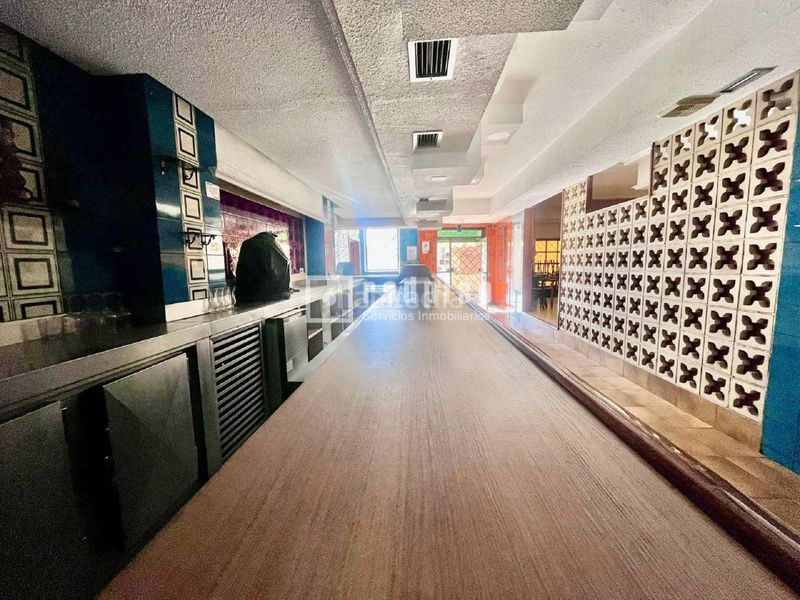 Foto ffbbdbc1-0f7f-4569-a920-3e38c771d3aa. Local comercial en Centro Alcobendas