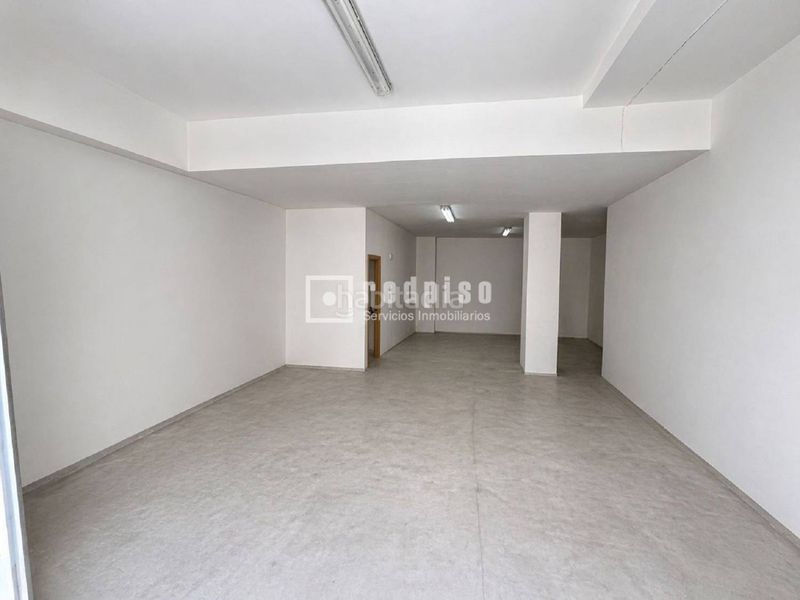 Foto 5386fabf-8852-4b1d-bfca-43a59768f377. Local comercial a Centro Alcobendas