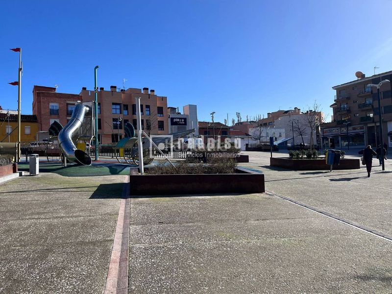 Foto eaa7ff47-669e-437f-b836-f07ad70e2e27. Local comercial a Centro Alcobendas