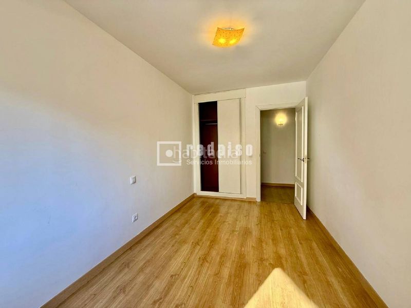 Foto 7bec0d41-2811-4ab1-a256-03fe84e2a75d. Flat with heating in Centro Alcobendas