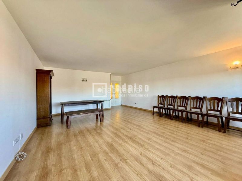 Foto facb5224-5e57-4202-abfc-bfc43f67e2a7. Flat with heating in Centro Alcobendas