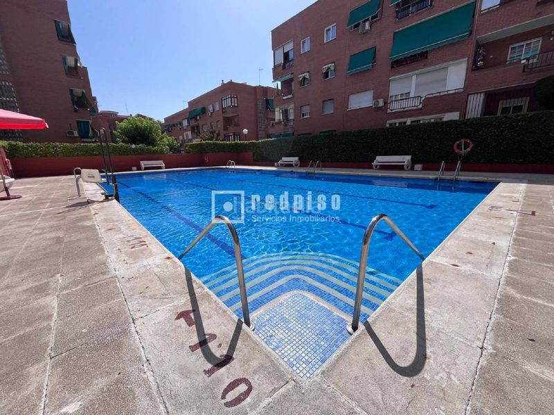 Foto 2c3dce47-3319-46d0-9a55-0b57b18c358c. Pis amb calefacció piscina a Ensanche Alcobendas