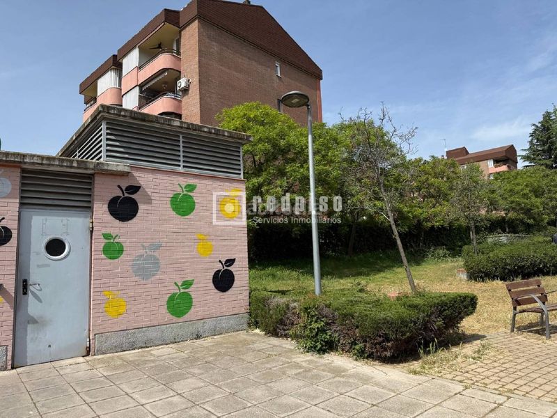 Foto 4e6c451e-106c-4a51-9e6b-200185fae78b. Pis amb calefacció piscina a Ensanche Alcobendas