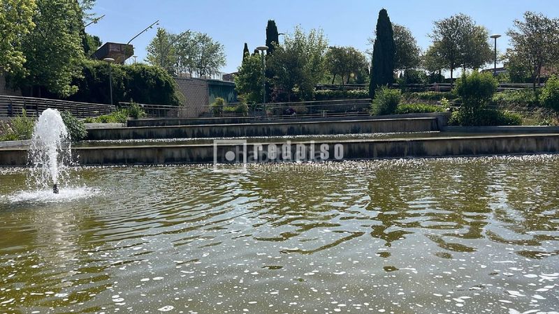 Foto fc926d3d-7b48-4534-b59d-6adfabe8fbb6. Pis amb calefacció piscina a Ensanche Alcobendas