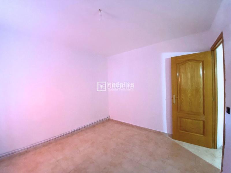 Foto 0529fc3a-55b9-4324-b803-3ffa4b3e3613. Flat with heating in Casco Antiguo Alcorcón