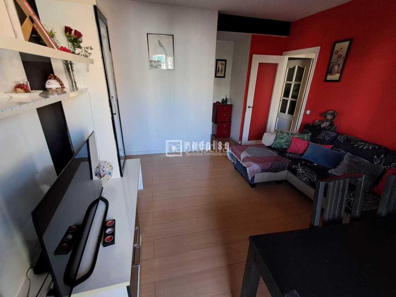 Foto 4d364ae8-9c70-4206-93ef-d5b0d7275b1a. Pis amb calefacció a Zona Renfe Alcorcón