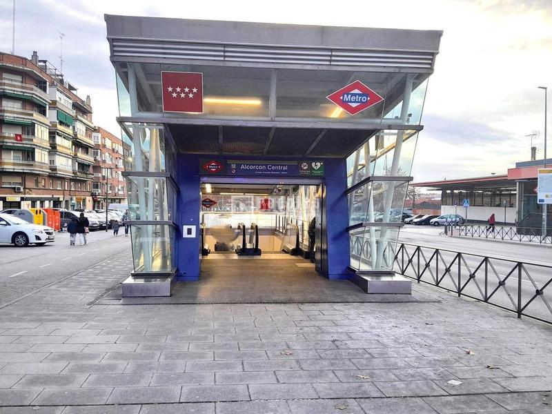 Foto b393bfb7-7fe2-4006-b8cd-7e3d9efbce5e. Pis amb calefacció a Zona Renfe Alcorcón