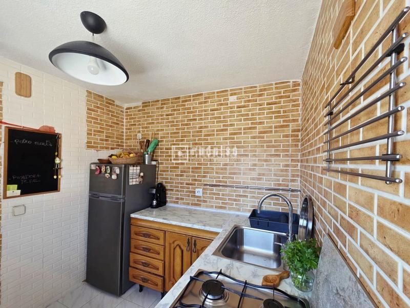 Foto 583a89c8-b318-43ff-bb18-2f4f43ea32fa. Penthouse with heating in Zona Renfe Alcorcón