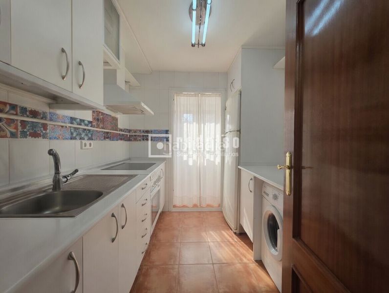 Foto cde7447f-28ad-4a6a-abed-5fe8bd96b529. Pis amb calefacció a Zona Renfe Alcorcón