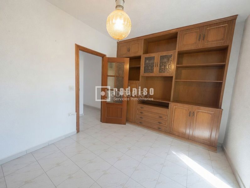 Foto 242a80b4-1f87-49a9-b0ef-e84fb4a60439. Piso conocemos como tú en Casco Antiguo Alcorcón