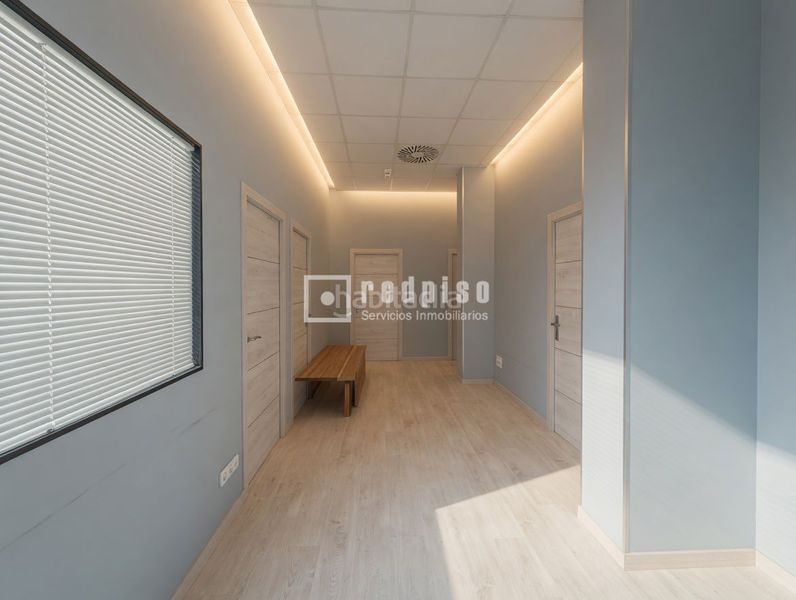 Foto ad9f8258-84a6-4a34-9c20-a7bd7f12ad2e. Local comercial a Zona Renfe Alcorcón