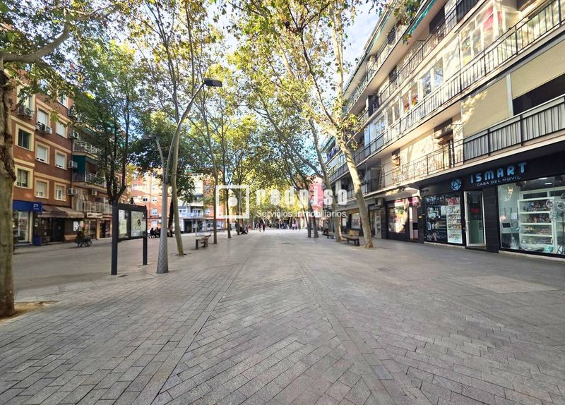 Foto b6ed4ce5-6440-4bce-8e11-748bb7748d79. Local comercial a Zona Renfe Alcorcón