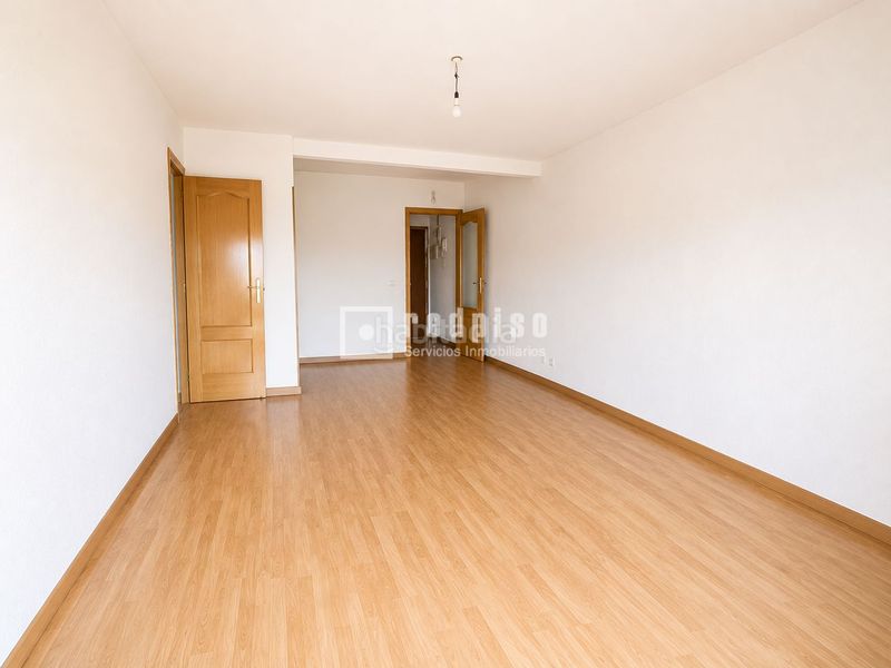 Foto 77e84e7d-57eb-4633-a4be-77347c0e66c3. Pis amb calefacció a Zona Centro Joven Alcorcón