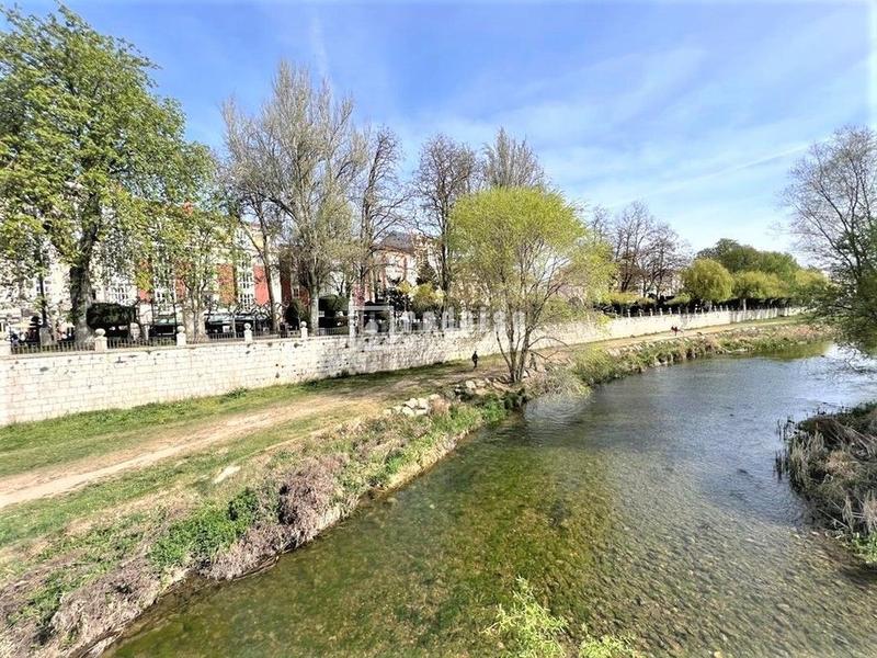 Foto 5bcc20b7-0158-4784-ba98-78420e5b9701. Appartamento con riscaldamento in Casco Antiguo Burgos