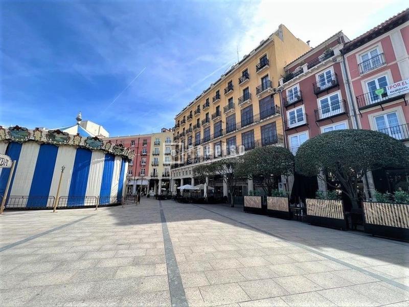 Foto b7da2f0d-2bbd-4913-b34e-f2b5a2465477. Appartamento con riscaldamento in Casco Antiguo Burgos