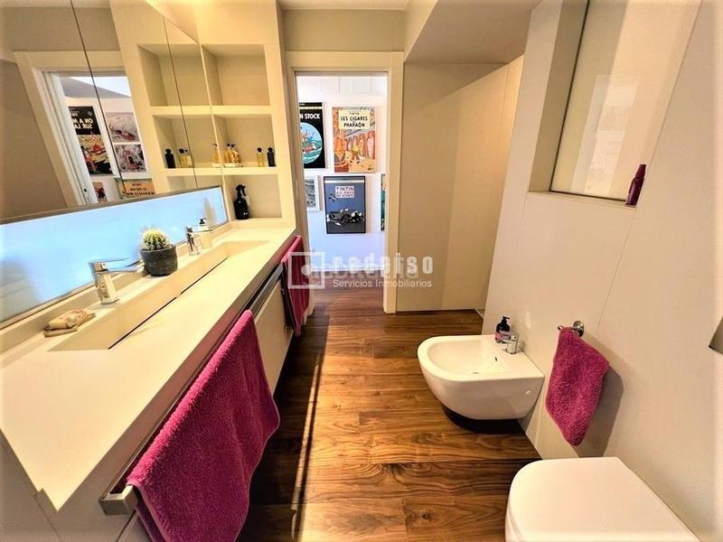 Foto bd1ac098-8c52-4ade-abb0-cb79eafb70a4. Appartamento con riscaldamento in Casco Antiguo Burgos