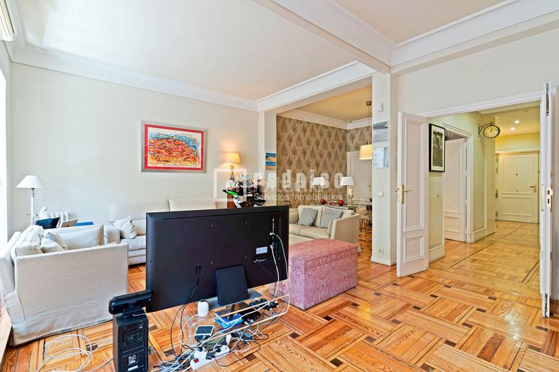 Foto c986bdea-1b47-4168-bc7b-329c74a232cb. Piso en Castellana Madrid