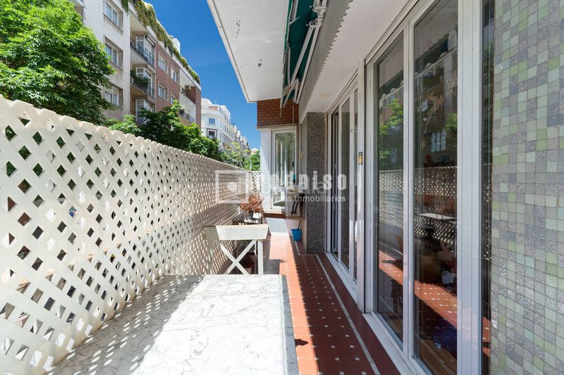 Foto fd295360-1901-4d04-87d9-7add7c962ca2. Piso en Castellana Madrid
