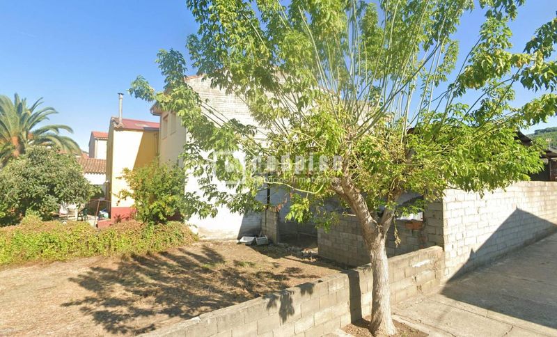 Foto 463f194e-b1ff-46f3-b35f-4138ae8f80a4. Terreno residenziale in Palomero