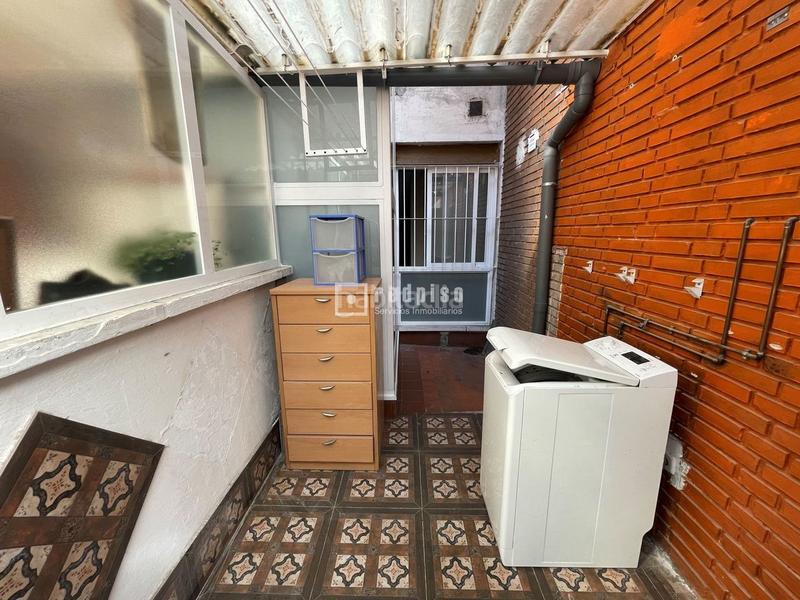 Foto cc0e6156-7979-4e28-9314-de51f29296a5. Piso excelente vivienda en calle boltaña para entrar a vivir en Madrid