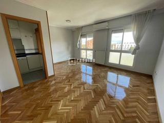 Location Appartement  Musas. Excelente vivienda en calle las musas